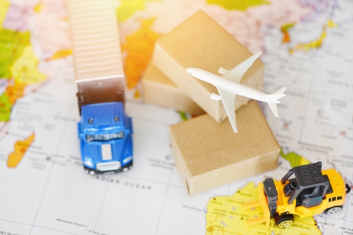 6 Examples of Courier Services and How They Work - Outlook Magazine